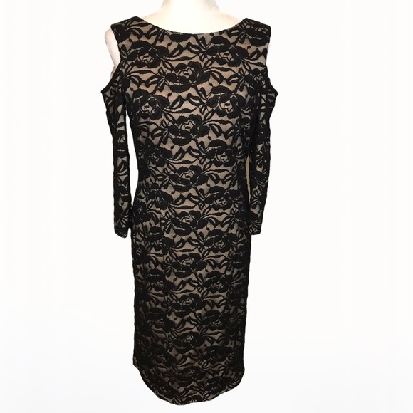 Eliza J Off the Shoulder Lace Sheath Dress - 6/8 - Picture 4 of 17